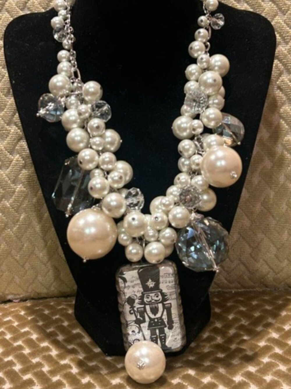 Christmas Nutcracker Chacha Fal La La La Lala Lal La Crystal Pearl Bead Necklace
